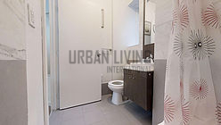 Apartment East Harlem - Bathroom