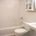 Duplex Harlem - Bathroom