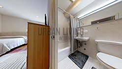 Apartment Midtown East - Bathroom